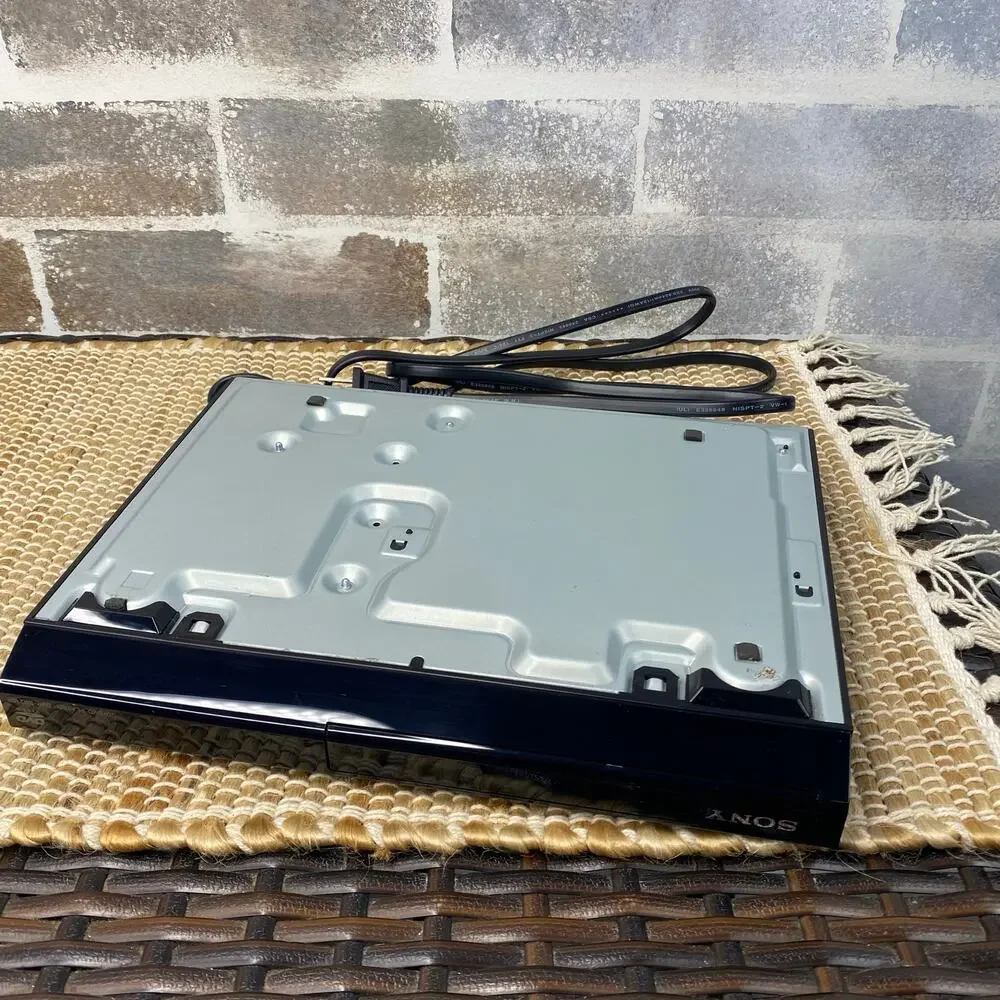 SONY DVD Player DVP-SR210P with Remote RMT-D197A Compact comes in Box